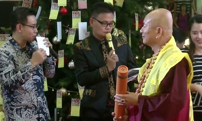 Umat Buddha Sambut Kedatangan Grandmaster Sheng Yen Lu