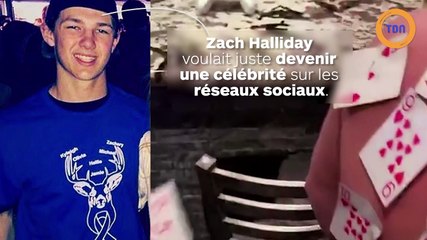 Il a un jeu de cartes agrafé dans le dos