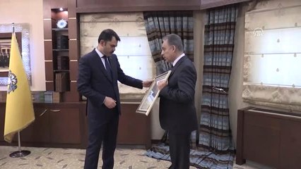 Bakan Kurum, "Sanat Ocağı Mevlevihane" Sergisini Gezdi