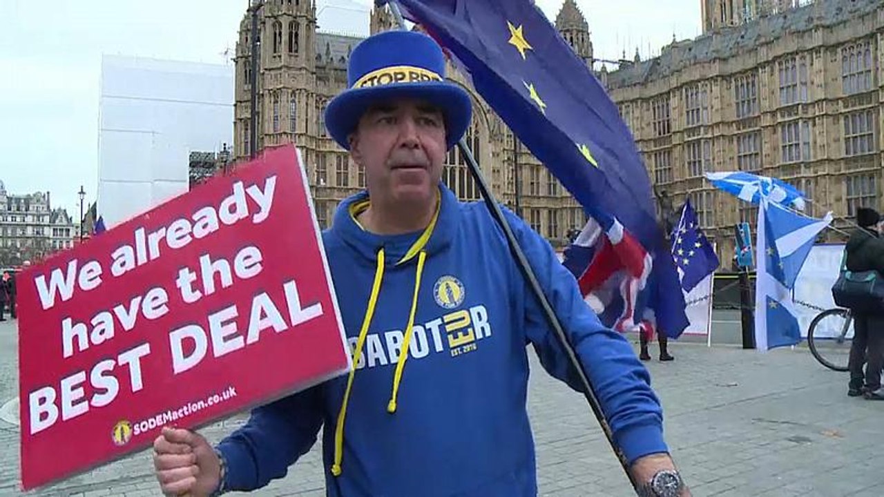 Egyszemélyes tüntetés a brexit ellen