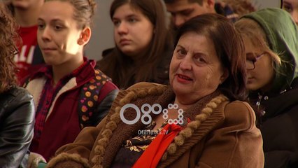 Ora News - Dhuna ndaj grave, Tirana bëhet portokalli