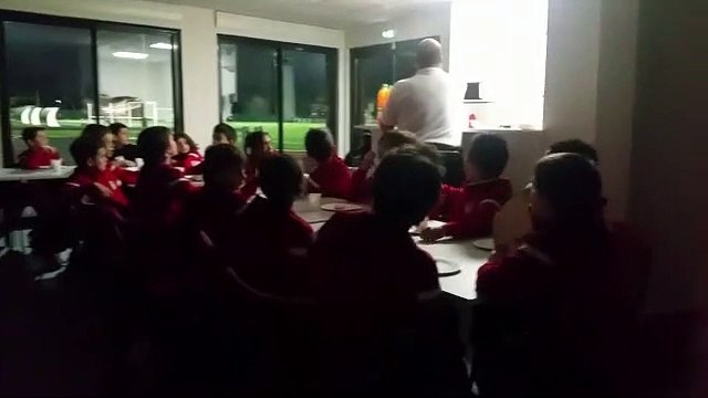 LA CHANSON ET LES BOUGIES SOUFFLÉES DE NOS 11.NOV2018