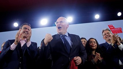 Timmermans candidato socialista para sustituir a Juncker