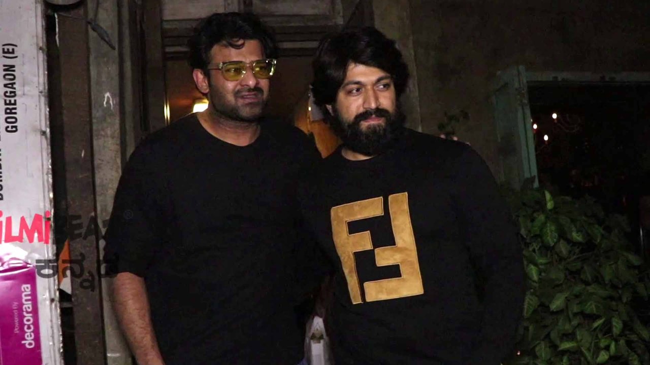 ನೆನ್ನೆ ರಾತ್ರಿ ಮುಂಬೈ ನಲ್ಲಿ ಪ್ರಭಾಸ್ ರನ್ನ ಭೇಟಿ ಮಾಡಿದ ಯಶ್  | FILMIBEAT KANNADA