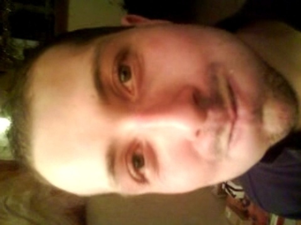 Joe manger banane