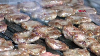 Bursa 80 Yıllık Pideli Köfte Lezzeti Bursa'da Saklı Kaldı