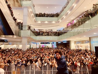 فيديو شاروخان يتسبب في أزمة بدولة عربية أثناء الترويج لزيرو