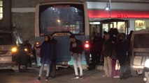 Erzurum Freni Boşalan Halk Otobüsü Durağa Çarptı 4 Yaralı
