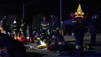 Ancona - ressa in discoteca durante un concerto rap: 6 morti