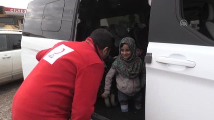 Konserve Kutusunu Çıkarıp Protez Bacaklarıyla Ülkesine Döndü