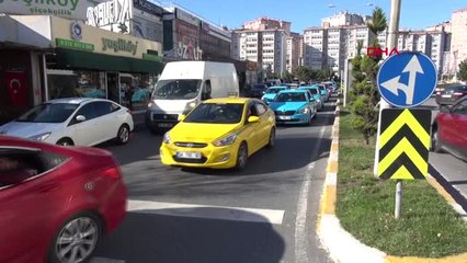 Silahlı Saldırı Sonucu Öldürülen Taksici Son Yolculuğuna Uğurlandı