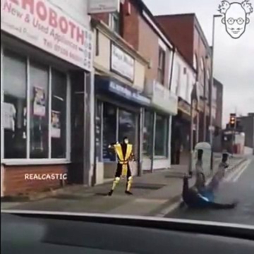 Ivre en pleine rue : parodie street fighter LOL