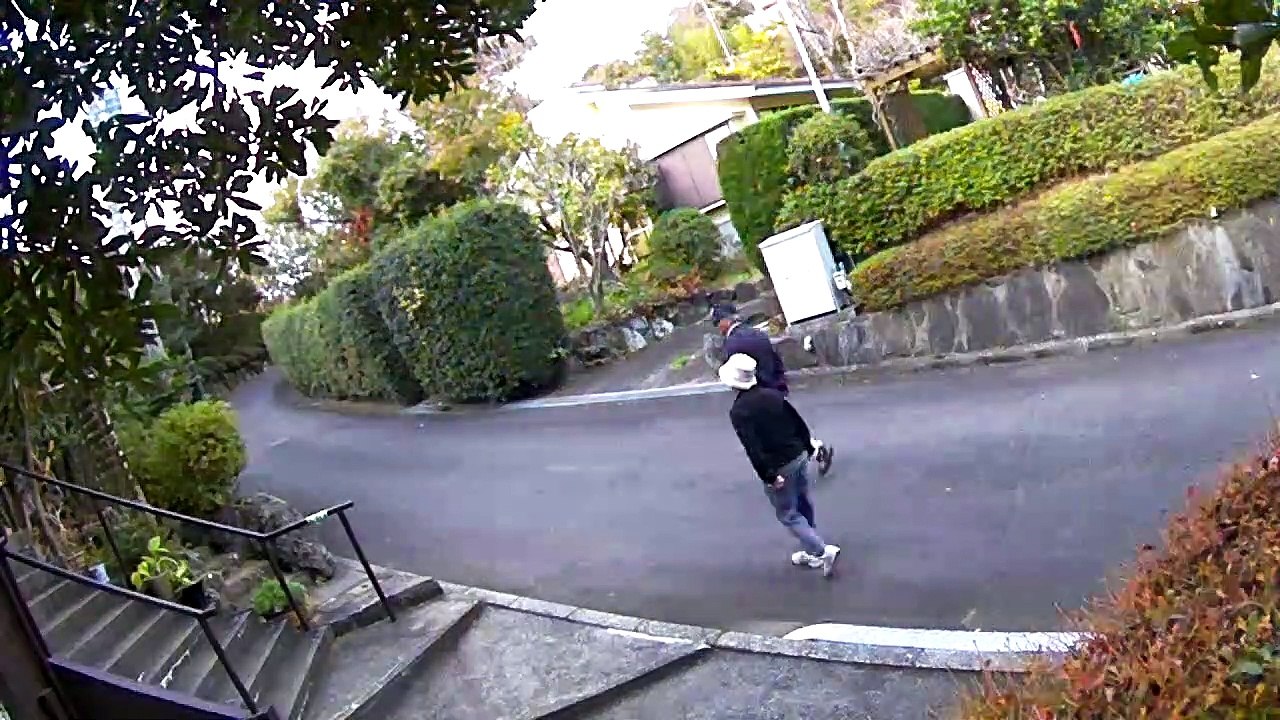 【LOUD】EDR December #8 2018 Noise Campaign: Helicopter flied and Noisy next door's house