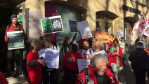 Aix : 60 militants d’Attac ont occupé pacifiquement la BNP du cours Sextius