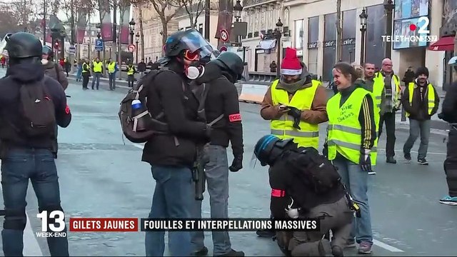 Gilets jaunes : fouilles et interpellations massives à Paris