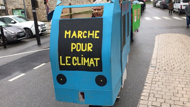 Alençon. Marche pour le climat: environ 150 personnes défilent au centre-ville