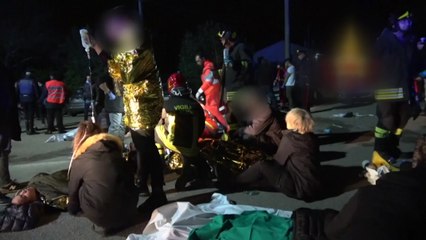 伊 클럽 압사사고...6명 사망·100여 명 부상 / YTN