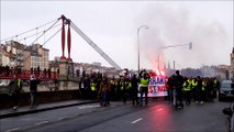 Les Gilets jaunes sur les quais de Saône et sur le pont de l'Université