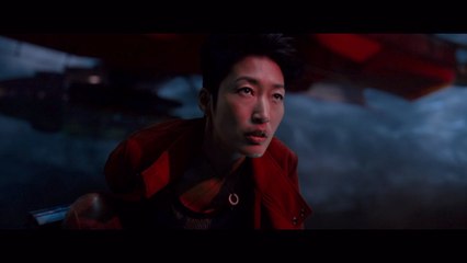 Jihae Lands Her Aircraft Onto London In Newly Released Mortal Engines Scene