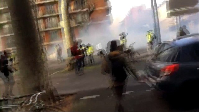 Gilets jaunes : des heurts à Toulouse