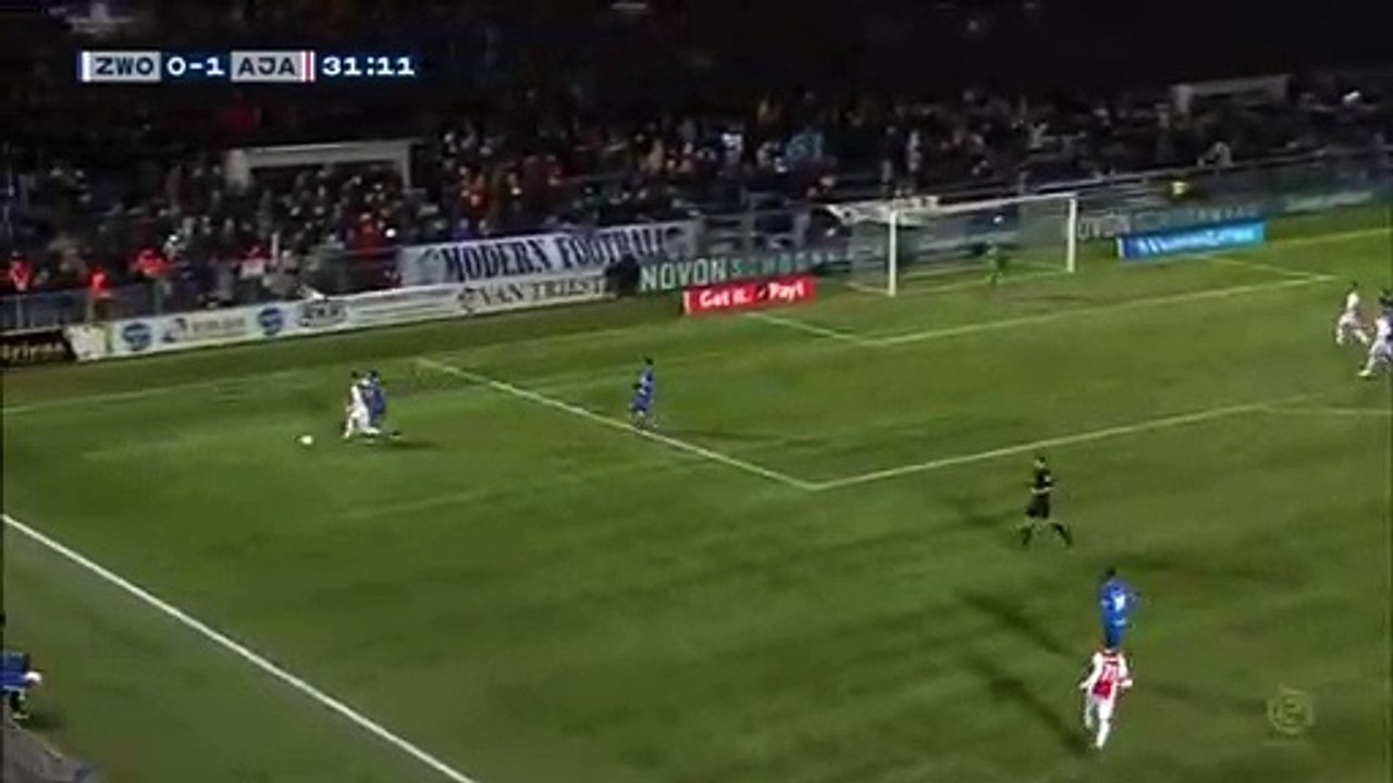 Frenkie de Jong great goal - Zwolle 0-2 Ajax