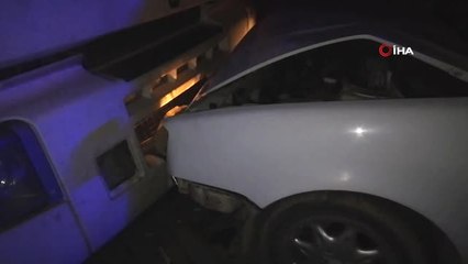 Kaza Yapan Aracın Bagajından 50 Litre Benzin Çıktı