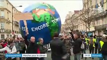 Environnement : des milliers de personnes ont marché pour le climat partout en France
