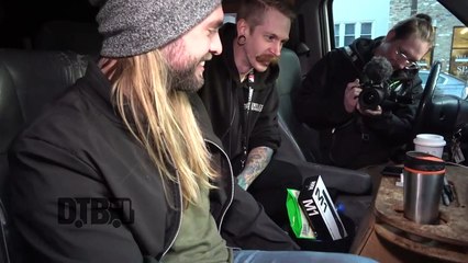 Earth Groans - BUS INVADERS Ep. 1383