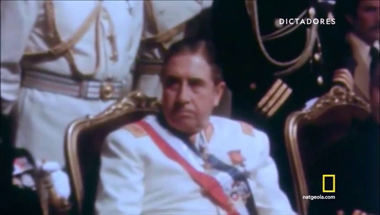 Dictadores - Poder Absoluto