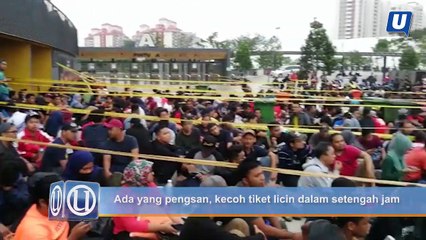 Ada yang pengsan, kecoh tiket licin dalam setengah jam