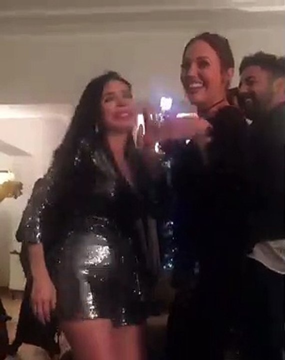 شاهد .. دينا والسلطانة هويام فى وصلة رقص شرقي