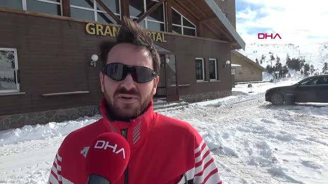 Bolu Kartalkaya'da Pistlerde Kar Kalınlığı 1 Metreye Ulaştı, Sezon Açıldı