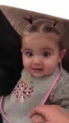 Babasından Azar Yiyen Minik Kızı Koruyan Akıllı Köpek