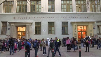 Wie integriert Wien 51 % der Schüler, die daheim nicht Deutsch sprechen?