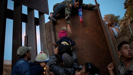 US bound caravan migrants turn back as asylum process stalls