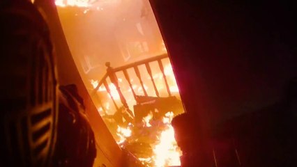 GoPro sur un pompier : il éteint l'incendie d'une maison en Russie !
