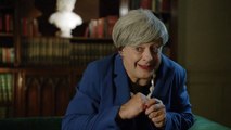 L'acteur de Golum imite Theresa May, première ministre anglaise !