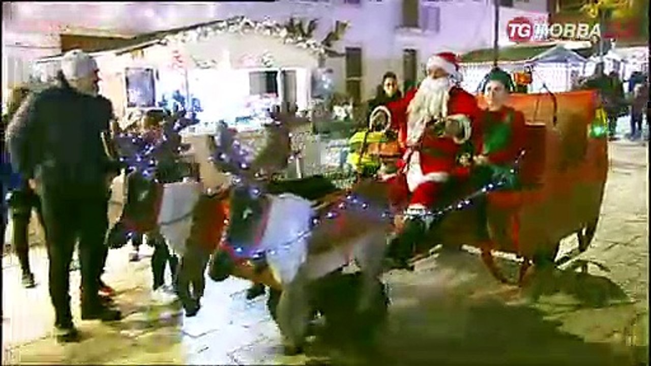 Alberobello, luci sui trulli