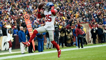 Riley takes Sanchez's tipped pass in for pick-six