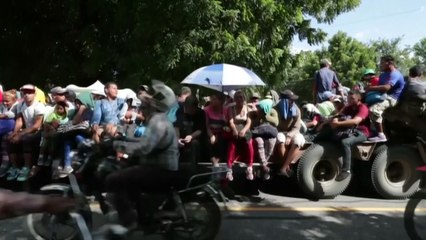 멕시코서 캐러밴 행렬 피격 ...1명 사망·3명 부상 / YTN