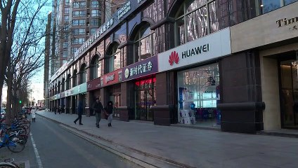 China llama a embajadores por arresto de directora de Huawei