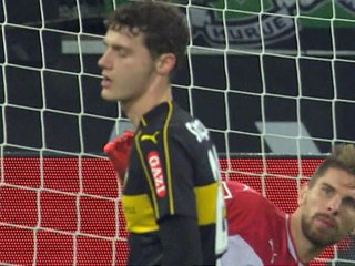 Pavard scores own goal in disappointing Stuttgart defeat