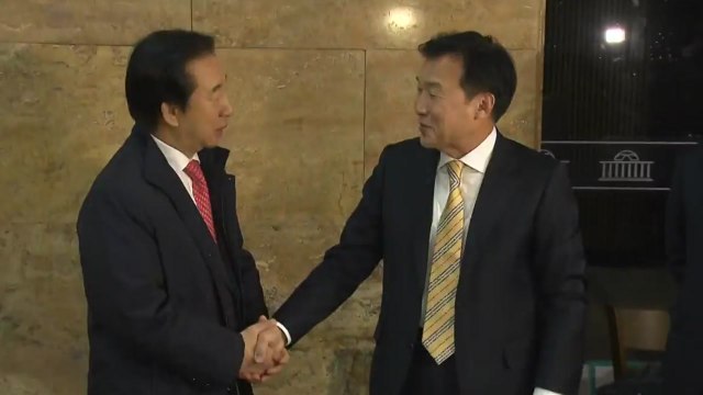 이해찬·김성태, 농성장 방문... 선거제 개편 의지 보여야 / YTN