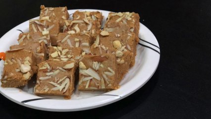 Besan Barfi - Magaj Recipe - Tasty Besan Barfi Recipe