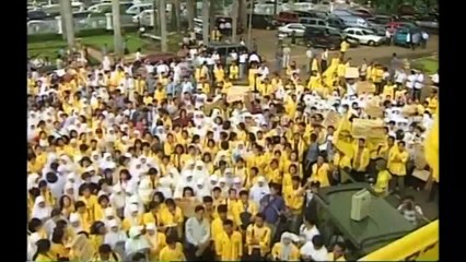Mahasiswa Demo Menuntut Reformasi, Polisi Batasi di Lingkungan Kampus 4 Maret 1998