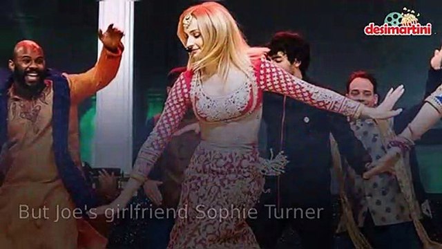 When Hollywood Celebs Rocked The Indian Attire!