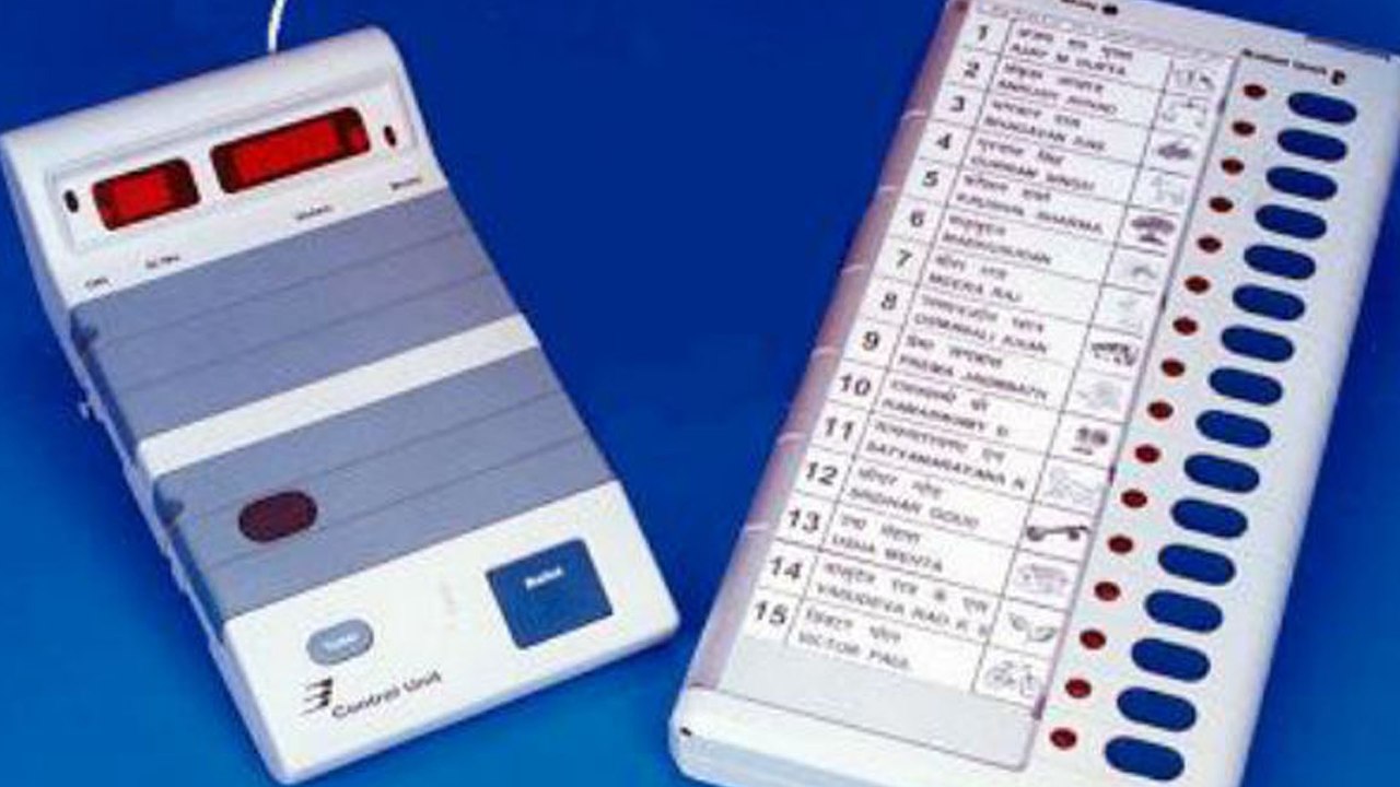 Telangana Elections 2018 : As Telangana Votes, Here Are The Key Seats To Look For | Oneindia Telugu