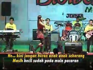Dian Ratih - Layar Tancap [Official Music Video]