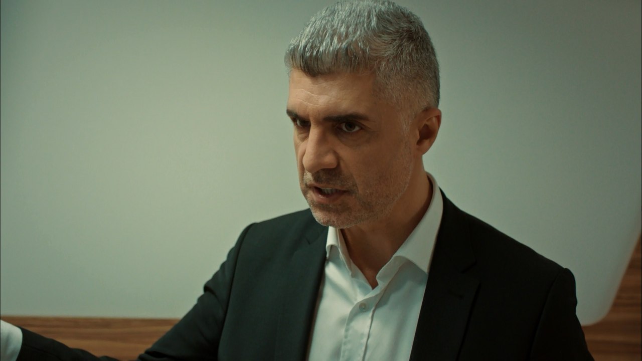 İstanbullu Gelin 65. Bölüm Hastanede Gergin Anlar