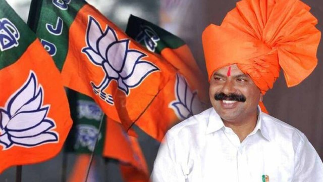 ಬೆಳಗಾವಿಯ ಖಾನಾಪುರದ ಪ್ರಭಾವಿ ಕಾಂಗ್ರೆಸ್ ಶಾಸಕನನ್ನ ಬಿಜೆಪಿಯ ಆರ್ ಅಶೋಕ್ ಭೇಟಿ | Oneindia Kannada